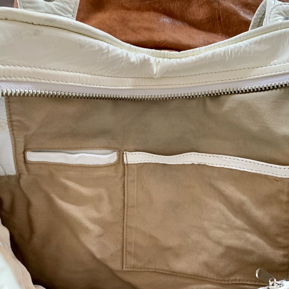 GUSSTO Black & White Leather Handbag - Picture 15 of 15